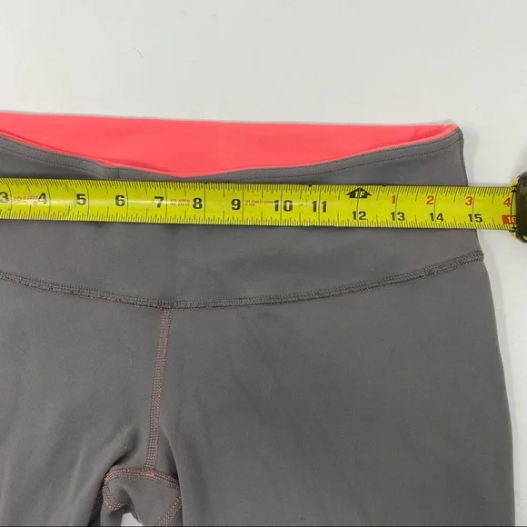 Lululemon Grey Reversible Wunder Under Leggings 10 - Picture 3 of 9